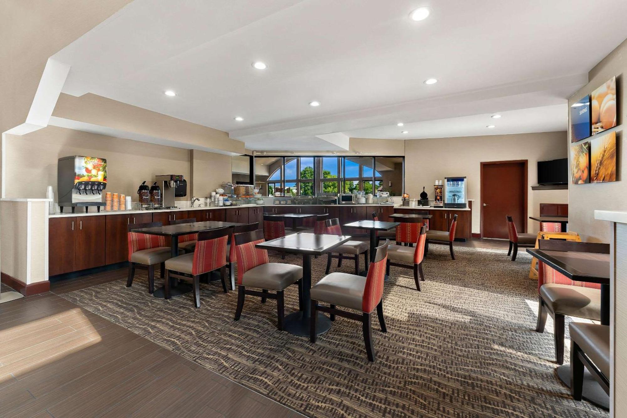 Comfort Suites Near Robins Air Force Base Warner Robins Exterior foto